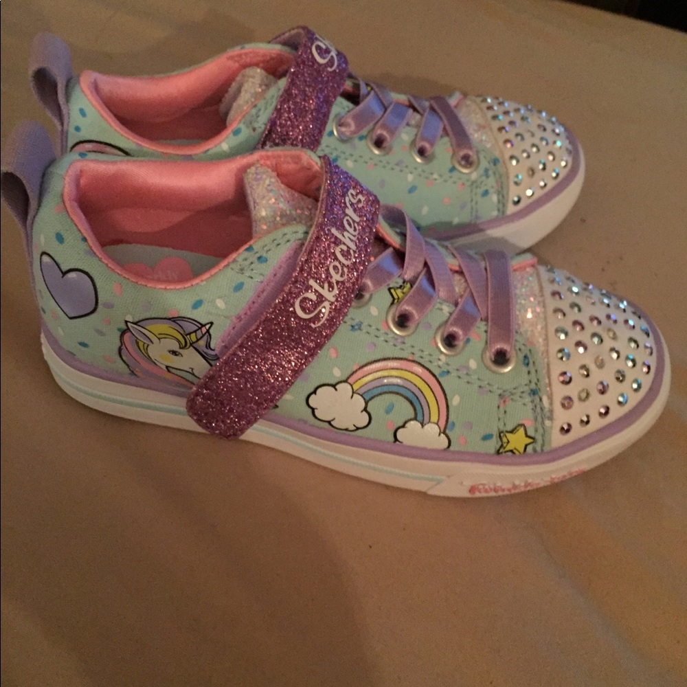 Unicorn sketchers great condition